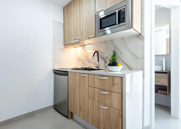 1 Charming In Americas * Playa de las Américas